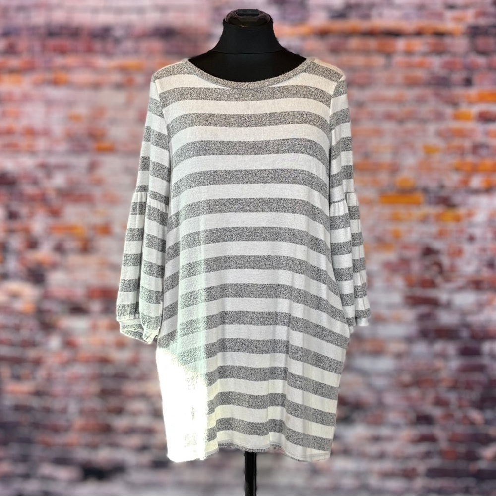 White Birch Heather Gray and White Striped Tunic Sweater